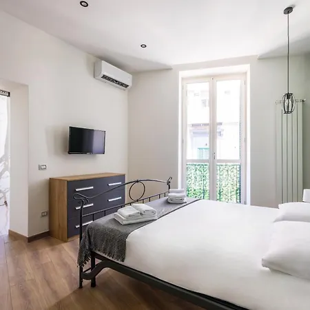 Lammatari Fancy Flat By Napoliapartments * Naples