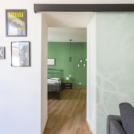 Lammatari Fancy Flat By Napoliapartments