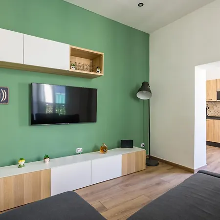 Lammatari Fancy Flat By Napoliapartments