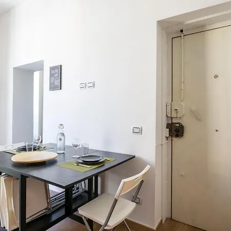 Lammatari Fancy Flat By Napoliapartments