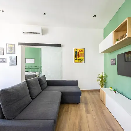 Lammatari Fancy Flat By Napoliapartments Appartement