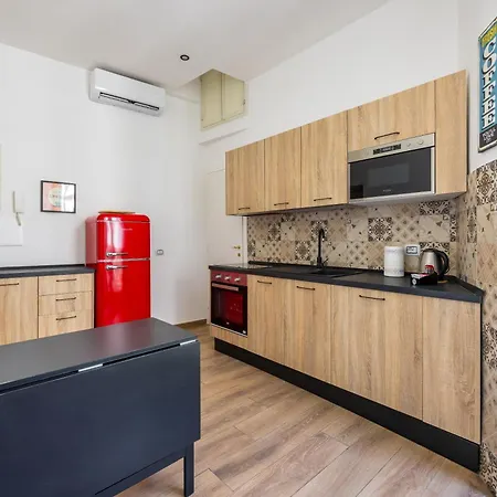 Lammatari Fancy Flat By Napoliapartments *